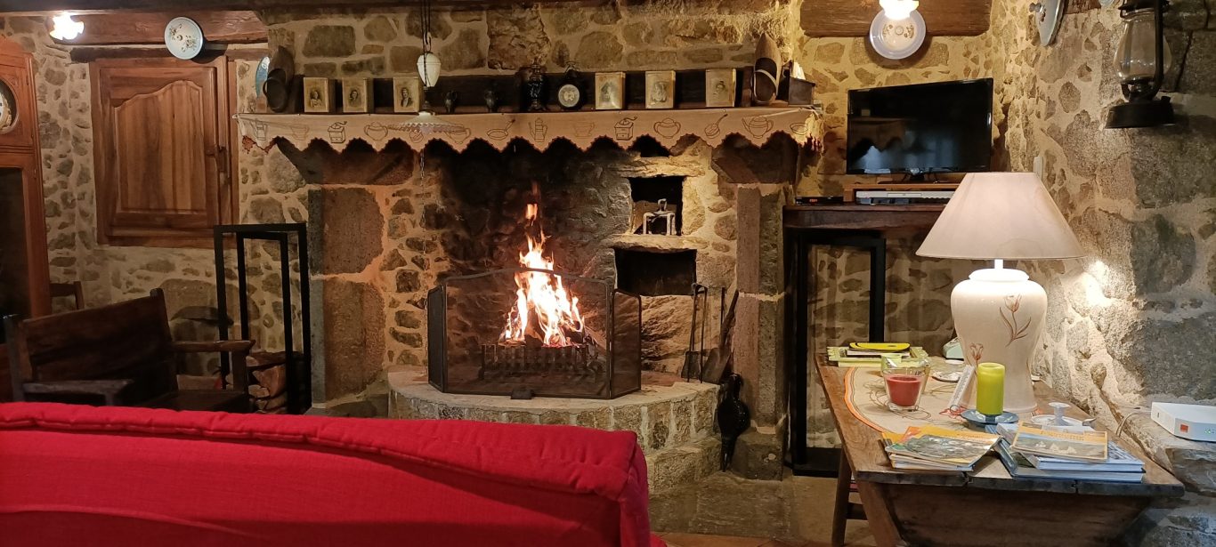 Salon La Piera et Lou Garric L'espace Salon